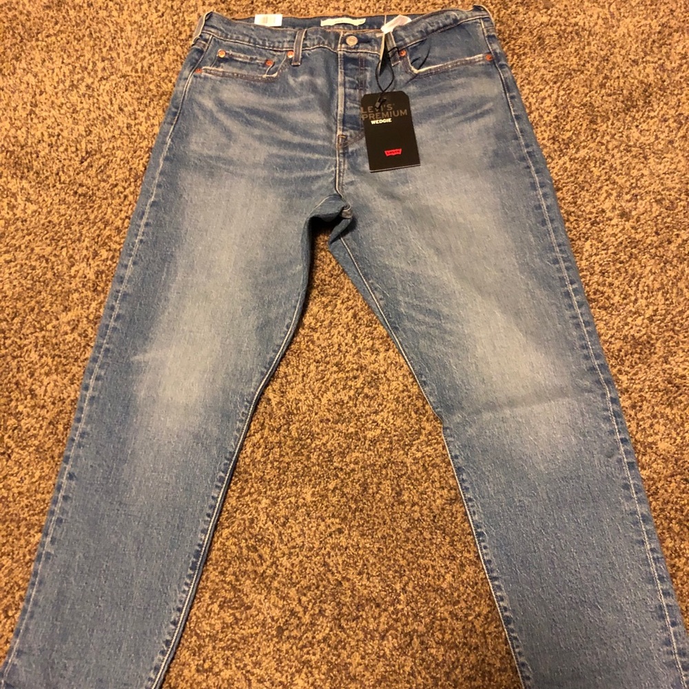 NEW Levi’s Wedgie Jeans